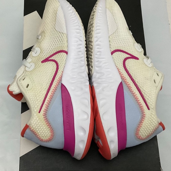 Size - US 8 / EUR 39 - Nike Renew Run White Ember Glow W. - Picture 7 of 9